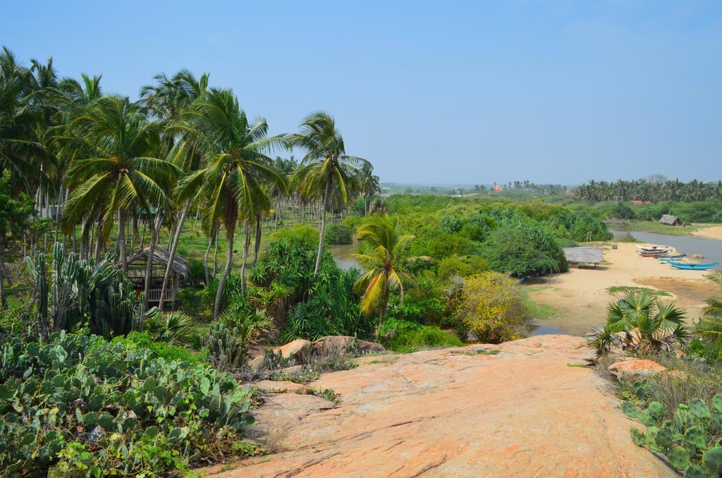 Yala Redhill Villa Exterior photo